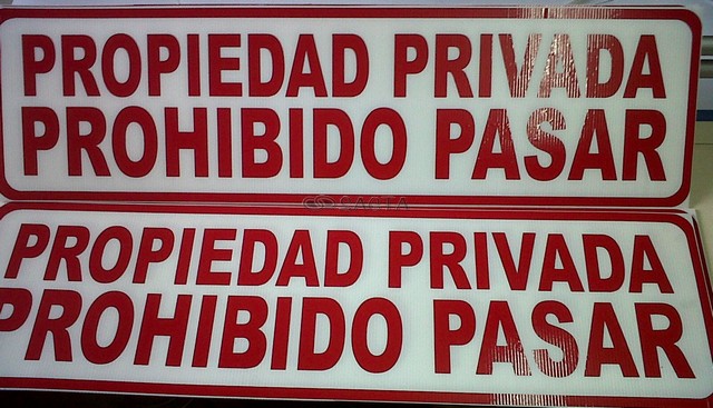 CARTEL EN CORRUGADO PLASTICO CON GRAFICA - Sagta Ploteo